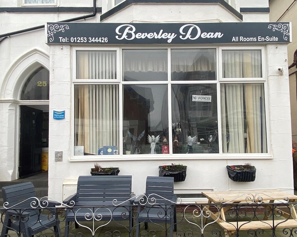 Beverley Dean - Children Over 5 Years Welcome - Continental Breakfast Blackpool Luaran gambar
